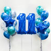 Композиция из шаров хром с цифрами на 11 лет