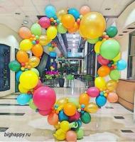 Фотозона из воздушных шаров в школу